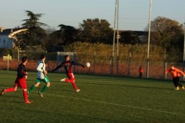 Sébastien Rakoto (9) va trouver le poteau