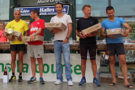 de gauche à droite : 1er de la course Frédéric Gibert, 2e Denis Martin, 3e Olivier Bruc, 4e David Perrot et 5e Karl Brunel